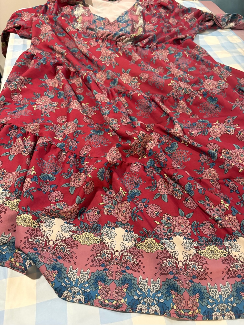 Floral V-Neck #Maxi Dress in Wine & Pink.#SummerRomance,#PrarieGirl,#Festivals - Picture 11 of 14